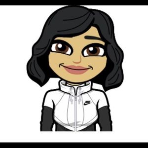 Meet your Posher, Estefania